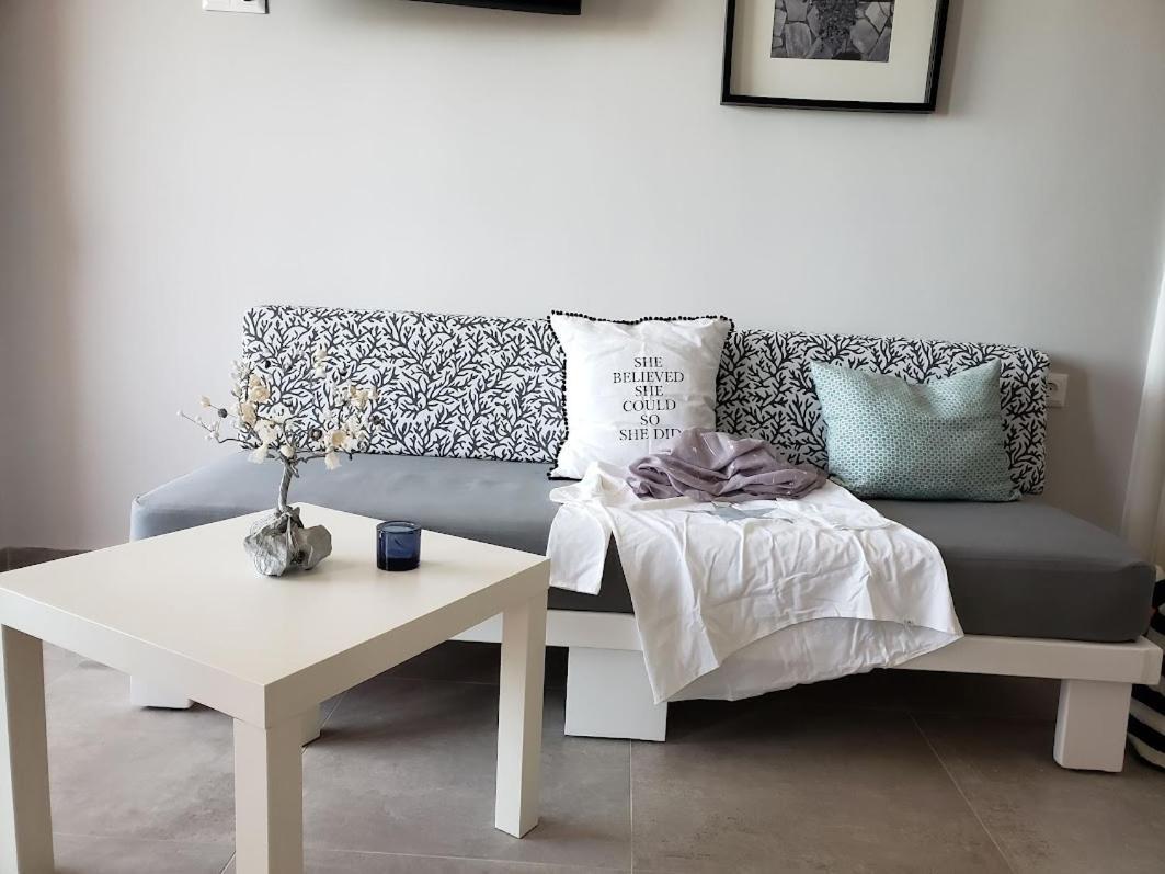 Evalia Apartments Hersonissos  Bagian luar foto