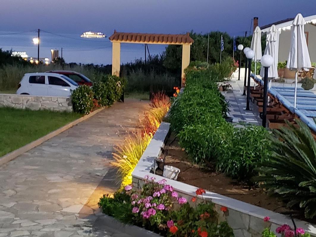 Evalia Apartments Hersonissos  Bagian luar foto