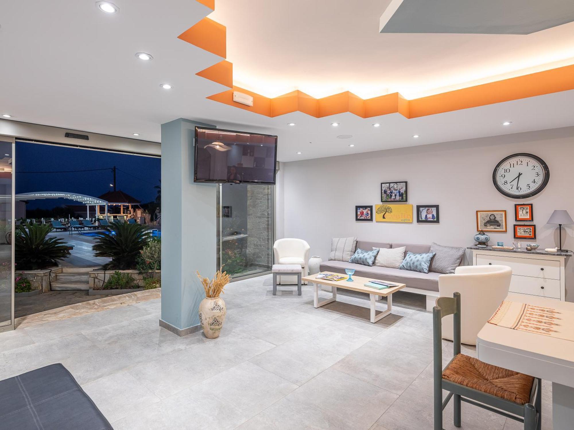 Evalia Apartments Hersonissos  Bagian luar foto