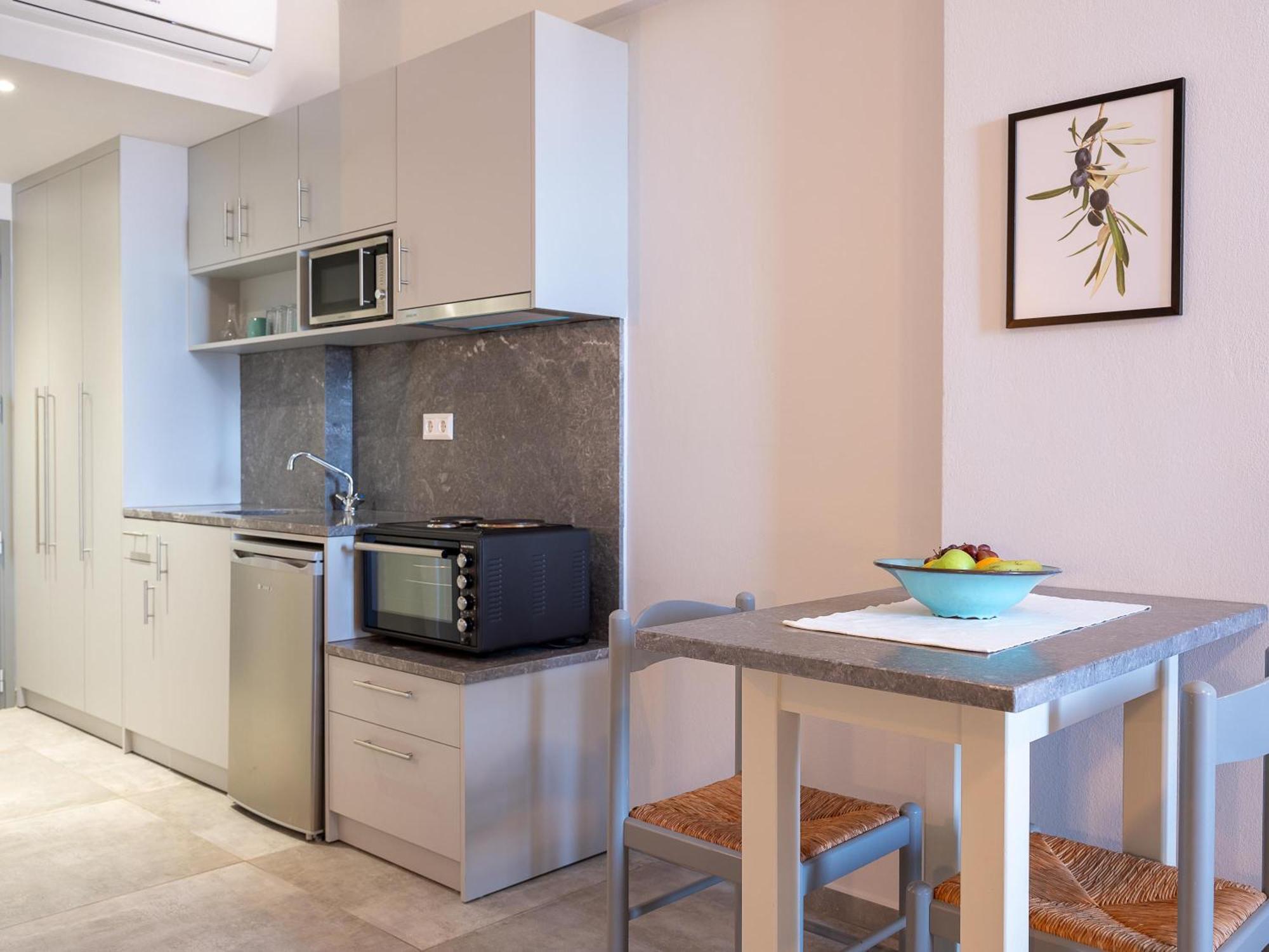 Evalia Apartments Hersonissos  Bagian luar foto