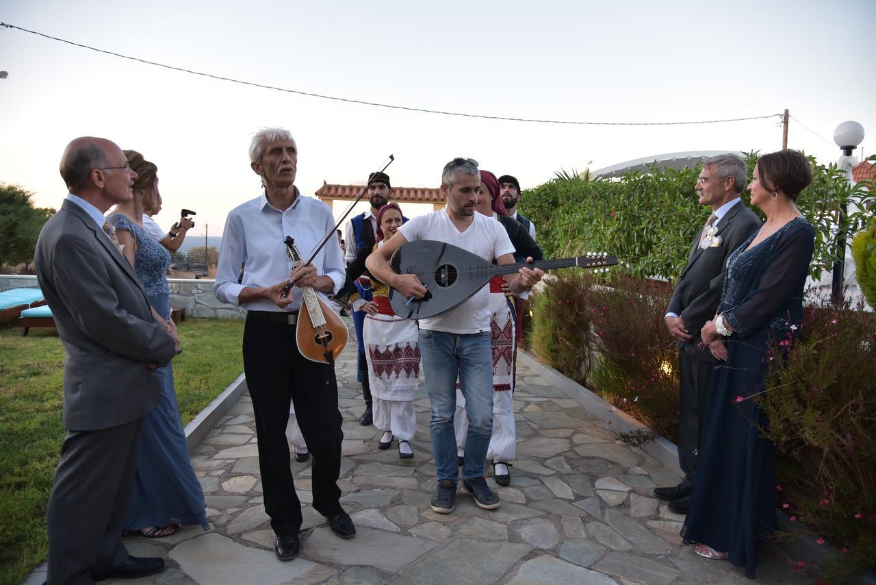 Evalia Apartments Hersonissos  Bagian luar foto